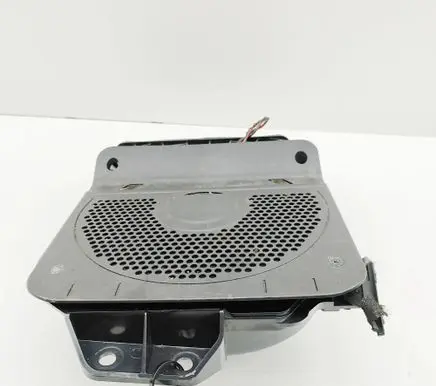 BMW 3 F30 F35 F31 Subwoofer speaker 9210148