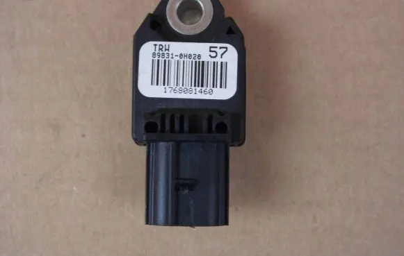 Toyota Aygo AB40 Airbag deployment crash/impact sensor 898310H020