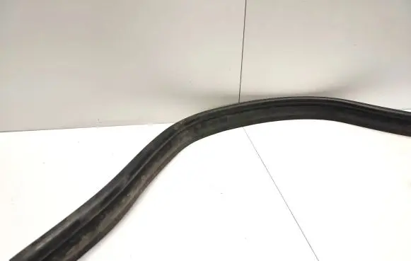 Mercedes-Benz GLS X166 Engine compartment rubber 