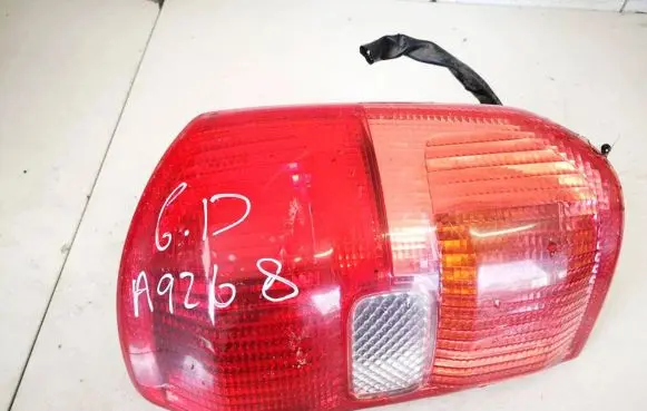 Toyota RAV 4 (XA20) Rear/tail lights