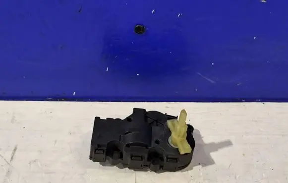 Volvo S90, V90 A/C air flow flap actuator/motor 31407766 412650920
