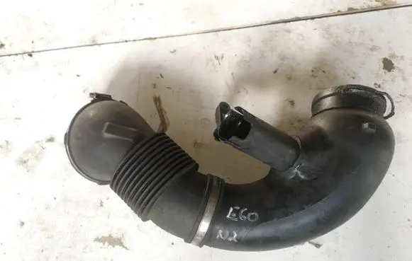 BMW 5 E60 E61 Air intake hose/pipe