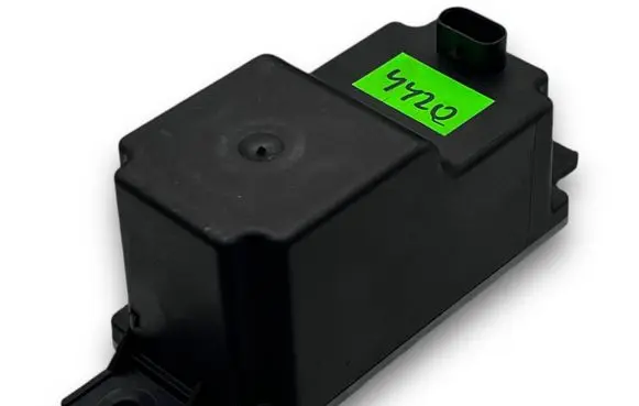 Mercedes-Benz C AMG W205 Central body control module A4420 A2059053414