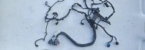 Peugeot 308 SW Engine installation wiring loom V756813880 7567129