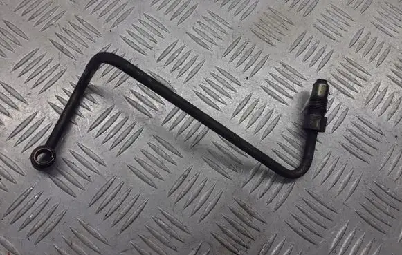 Nissan Almera Tino Turbo turbocharger oiling pipe/hose