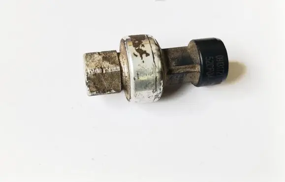 Air conditioning (A/C) pressure sensor