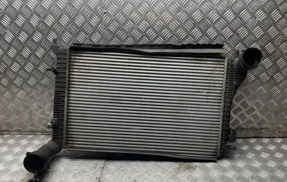 Volkswagen Golf V Intercooler radiator 1K0121345E