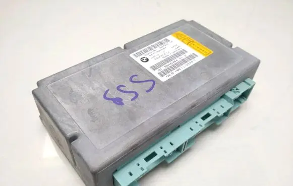 BMW 5 E60 E61 Airbag control unit/module 6946384 65776946384
