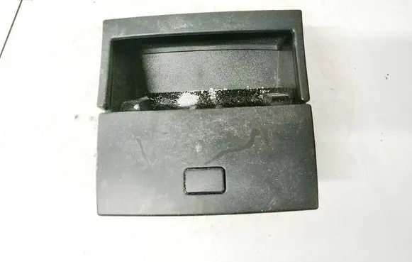 Mercedes-Benz ML W164 Glove box a1646800010