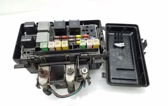 Ford Transit Fuse module 6C1T14A067AA
