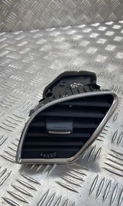 Audi A5 8T 8F Dashboard side air vent grill/cover trim 8T2820901