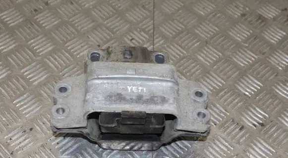 Skoda Yeti (5L) Engine mount bracket 1K0199555M