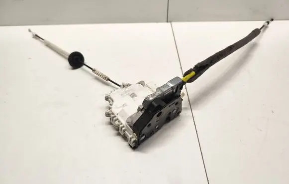 Porsche Macan (95B) Rear door lock 8K0839016f