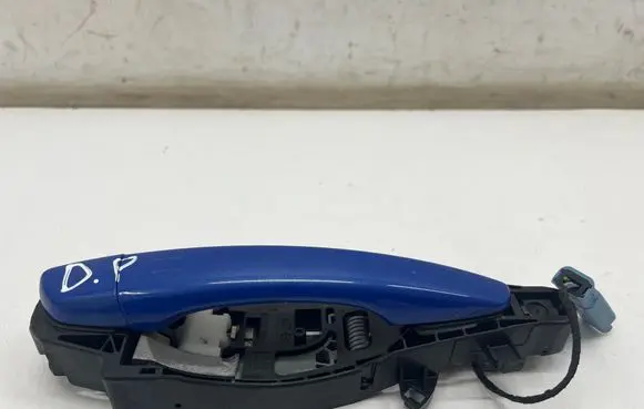 Opel Mokka X Front door exterior handle 9686433680