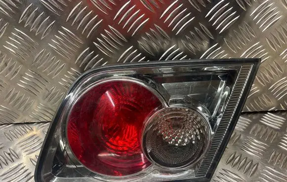 Mazda 6 Tailgate rear/tail lights