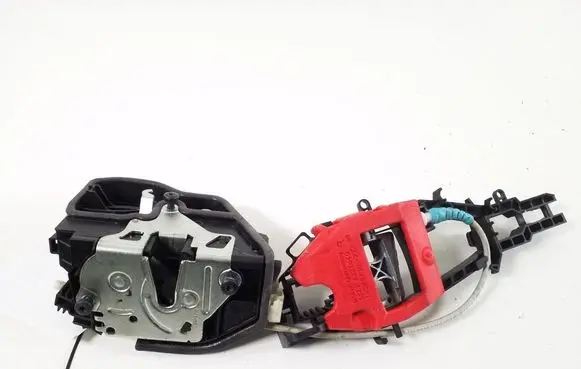 BMW 3 F30 F35 F31 Front door lock 7202150