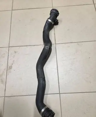 BMW 7 G11 G12 Engine coolant pipe/hose 8572905