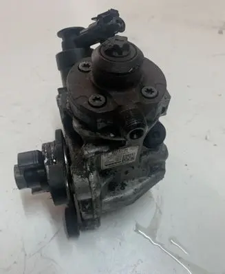 Volvo XC60 Fuel injection high pressure pump 0445010618
