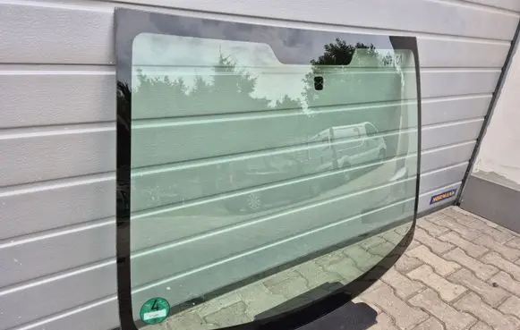 Toyota Aygo AB10 Front windscreen/windshield window 