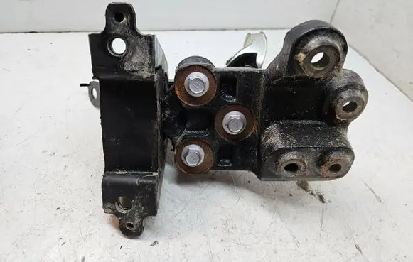 Peugeot 107 Gearbox mount
