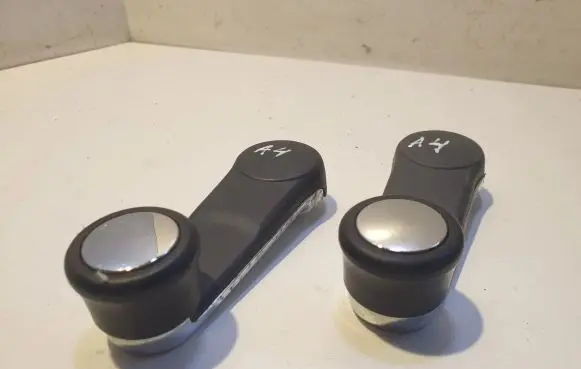 Audi A4 S4 B5 8D Rear door window winding handle 