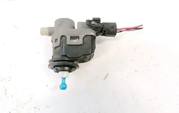 Nissan Qashqai Headlight level adjustment motor 7700420737