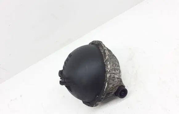 Vacuum air tank