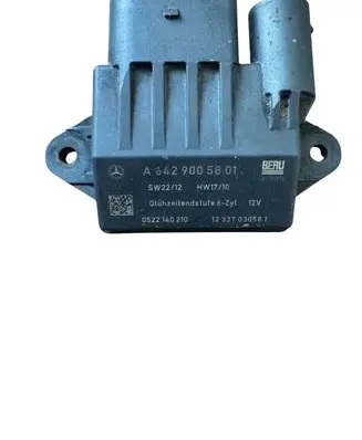 Mercedes-Benz R W251 Glow plug pre-heat relay A6429005801 0522140210 12337030581