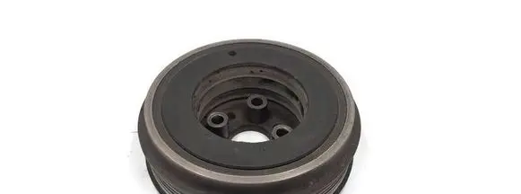 Volkswagen Golf IV Crankshaft pulley 038105243