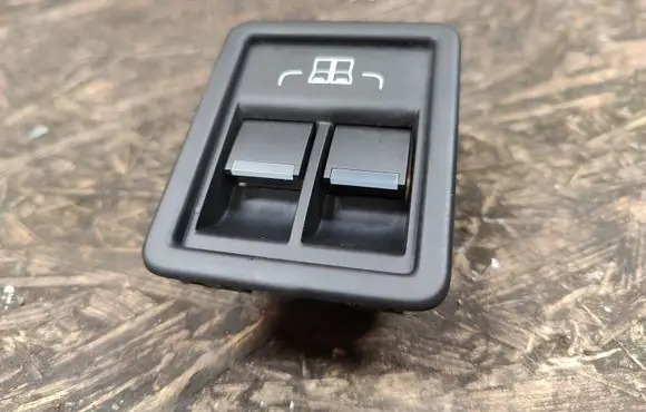 Land Rover Discovery 5 Seat control switch HY3214D340AC