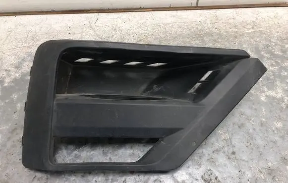 Volkswagen Crafter Front fog light trim/grill 7C0853666ABILI 7C0853666A