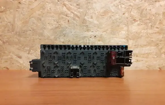 Mercedes-Benz S W220 Fuse box set 1888 A0205451732
