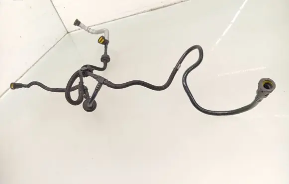 Dacia Sandero II Fuel line/pipe/hose 118264921R
