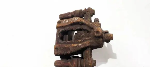 Honda CR-V Rear brake caliper