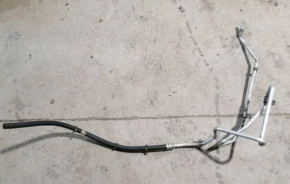 Volvo V70 Power steering hose/pipe/line 8684308