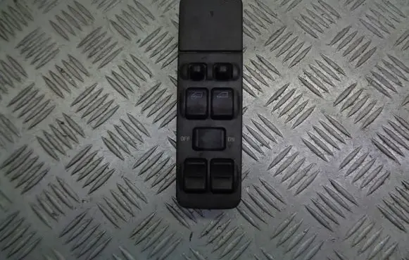 Volvo S40, V40 Front door window switch trim 03458232