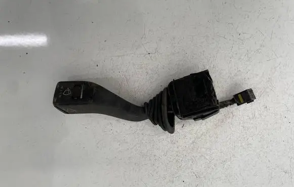 Opel Omega B1 Wiper control stalk 090494655501676 090494654501675