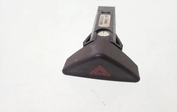 Volvo V70 Hazard light switch 9441045
