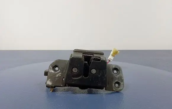 Chevrolet Lacetti Tailgate/trunk/boot lock/catch/latch