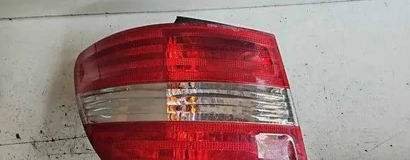 Mercedes-Benz B W245 Rear/tail lights A169820