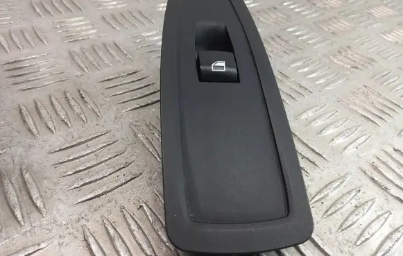 BMW X1 F48 F49 Electric window control switch 9208107