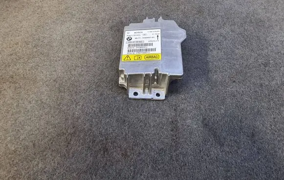 BMW 1 E81 E87 Airbag control unit/module 9166057 31916605701J 0285010066
