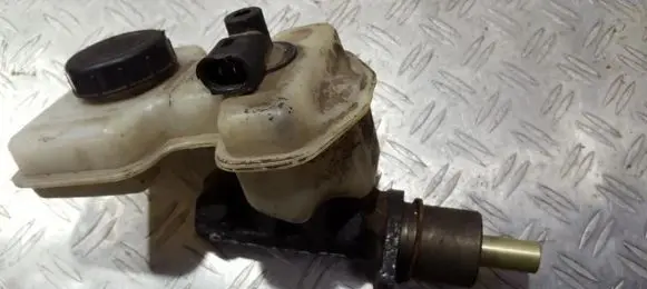 Renault Espace I Master brake cylinder 7700717834