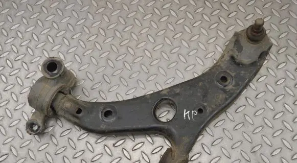 Mazda 3 II Front lower control arm/wishbone