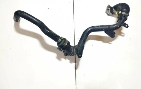Volkswagen PASSAT B5.5 Breather hose/pipe 06b103213g
