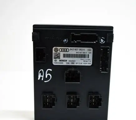 Audi A4 S4 B8 8K Central body control module 8K0907063K