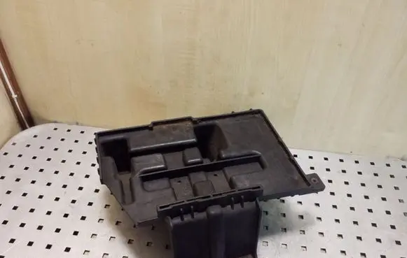 KIA Sportage Battery tray 371502Y200