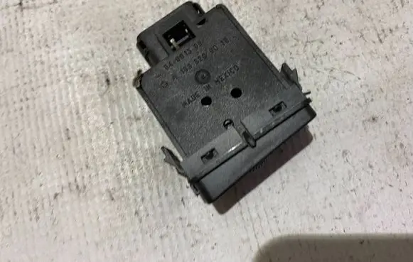 Mercedes-Benz ML W163 Headlight level height control switch a1638200010 1638200010