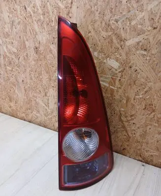 Renault Espace - Grand espace IV Rear/tail lights 8200027152