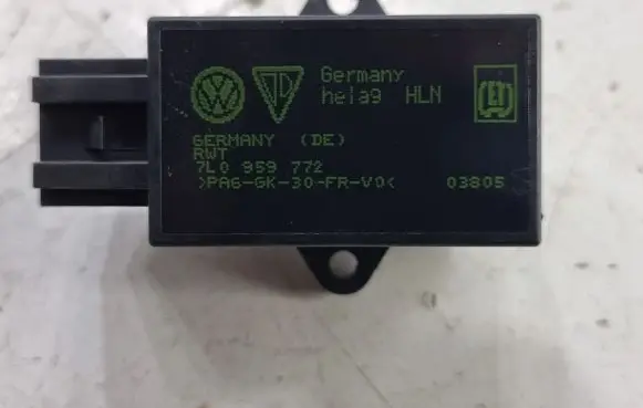 Volkswagen Touareg I Other control units/modules 7L0959772
